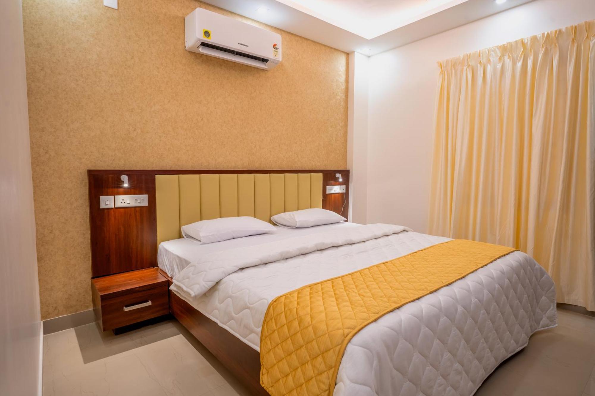 Готель Metro Residency Tirur Екстер'єр фото